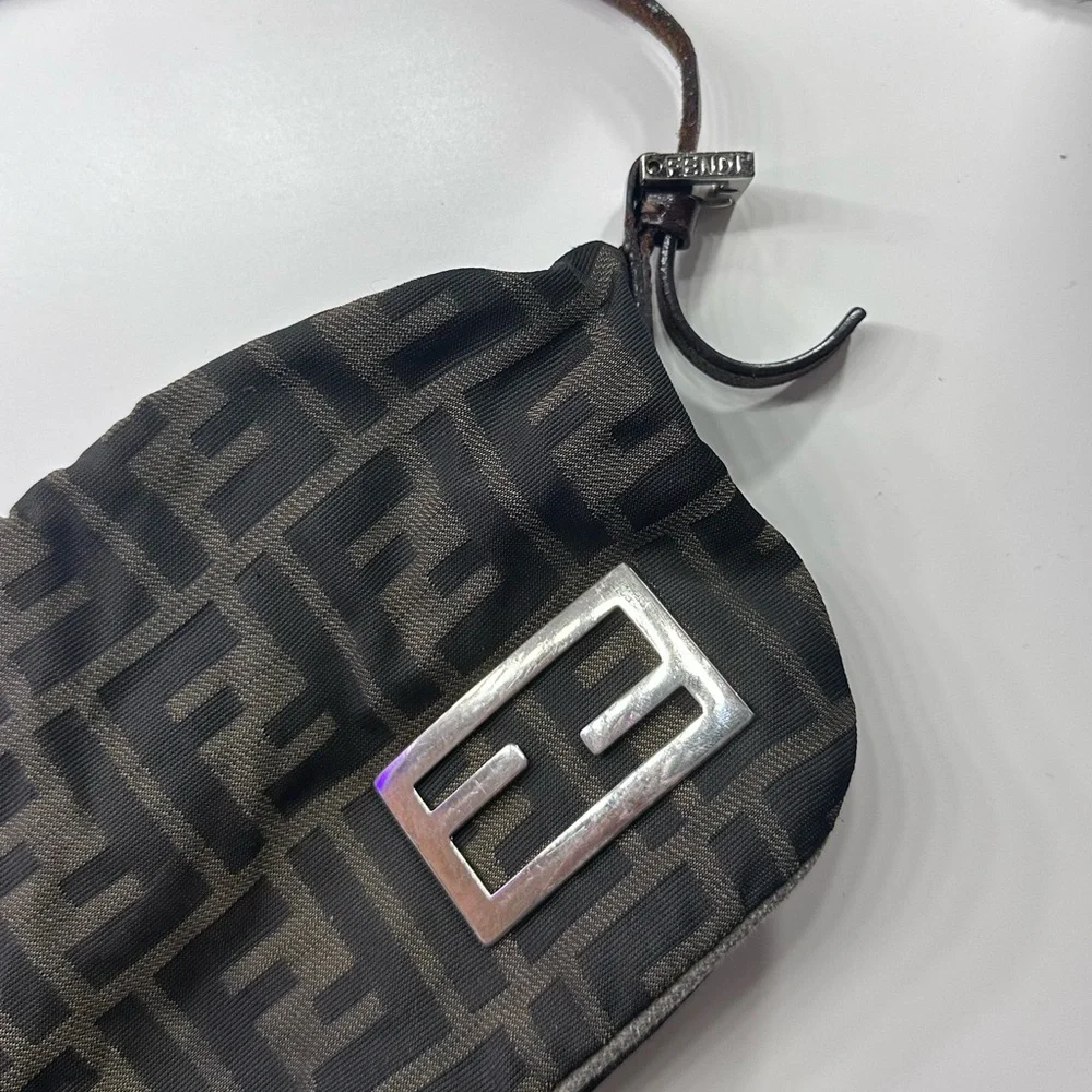 FENDI ZUCCA SHOULDER BAG TOBACCO - Picture 5 of 7